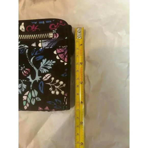 NWT Vera‎ Bradley Retired Pattern Bramble Iconic Pouch Wristlet - Picture 11 of 13